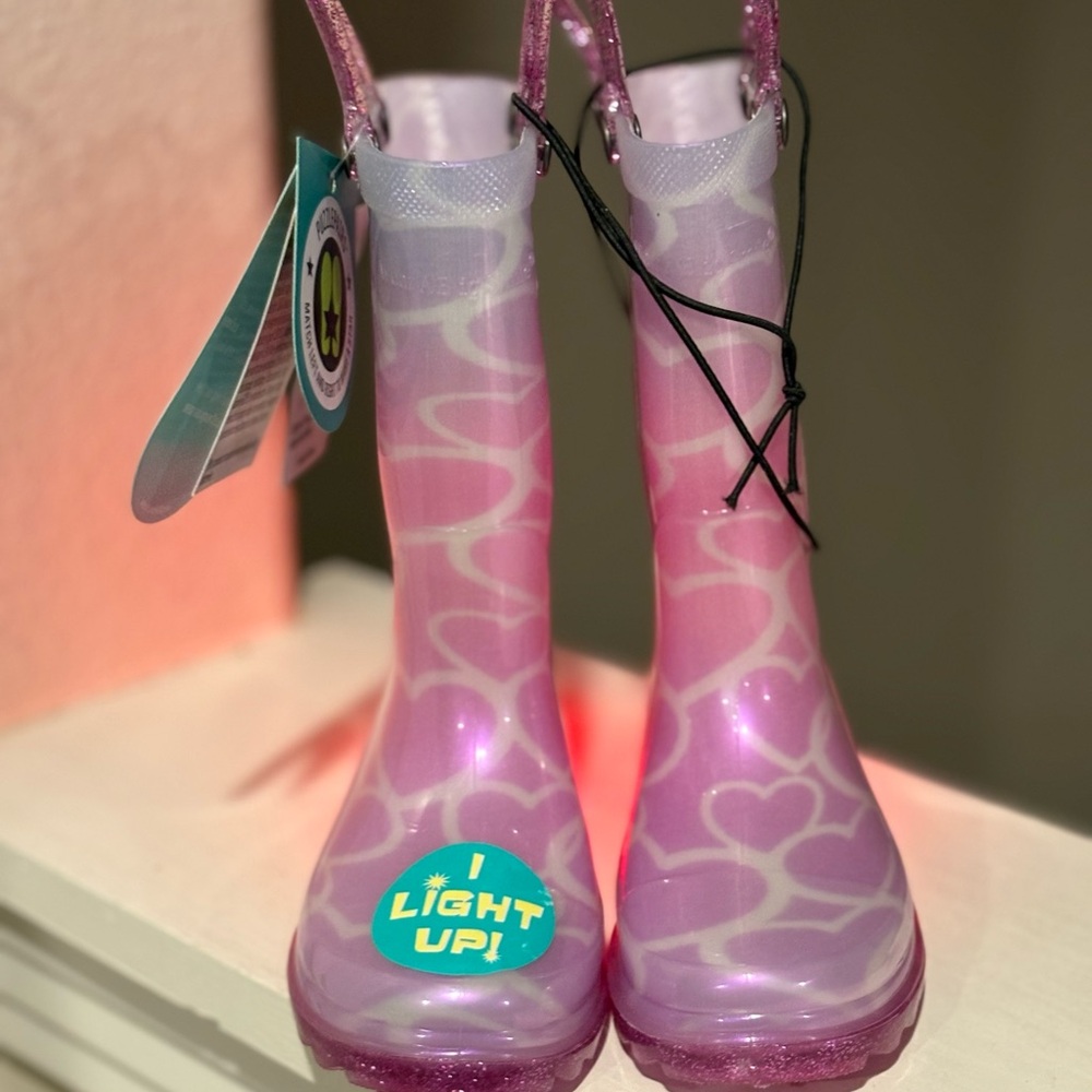 WESTERN CHIEF Girl's Heart Lighted Waterproof Rain Boots Kids Size 6C - Picture 5 of 5